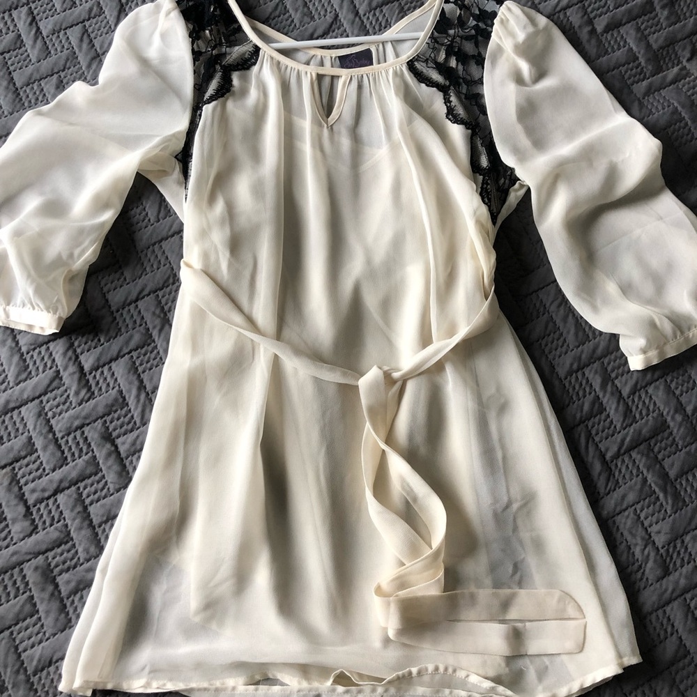 MOTHERHOOD MATERNITY BLOUSE